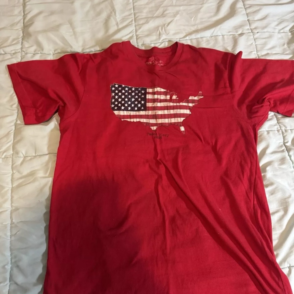 Faded Glory Men's T-Shirt M Red 2009 Summer American Flag Patriotic **STAINED*